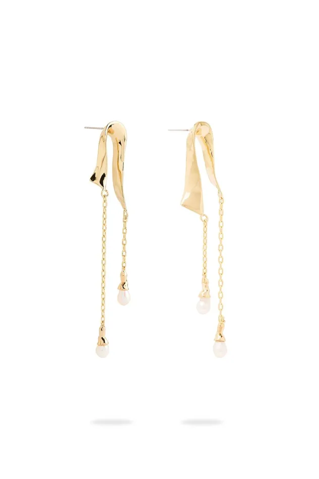 Aje Jewelry Faylinn Ribbon Drop Earring Goldpearl 8211 Women Aje Jewelry Faylinn Ribbon Drop Earring Goldpearl 8211 Women