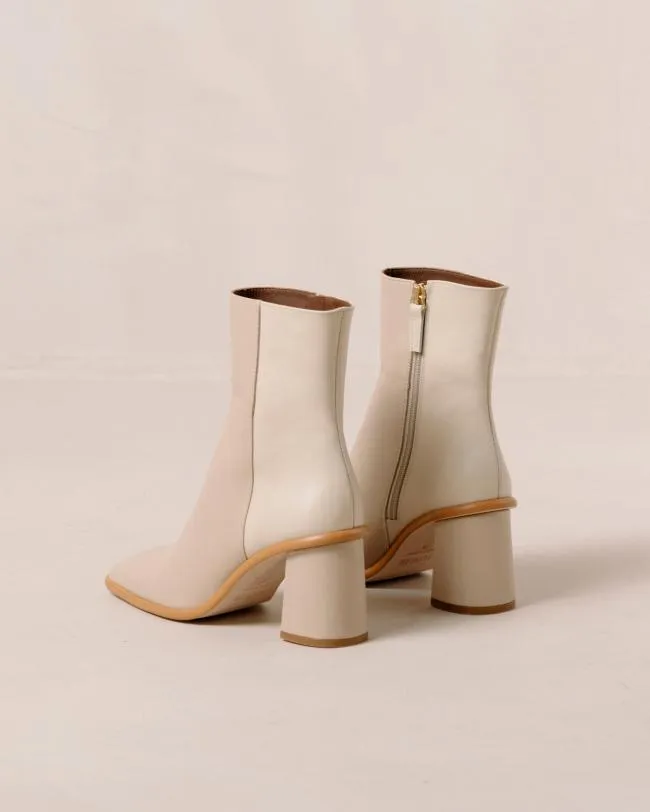 ALOHAS Boots West 8211 Cream And Beige Leather Boots 8211 Women