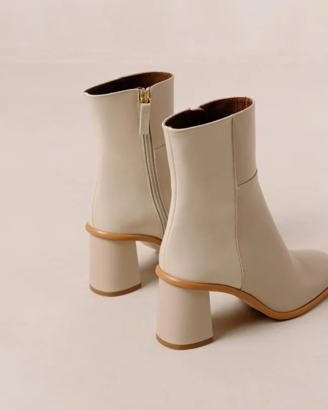 ALOHAS Boots West 8211 Cream And Beige Leather Boots 8211 Women