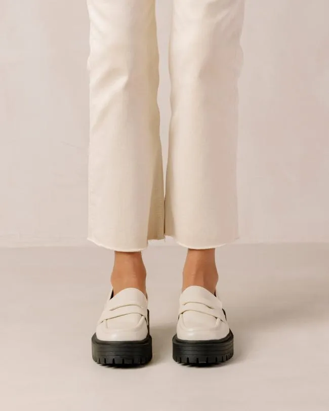 ALOHAS Loafers Mask 8211 White Vegan Leather Loafers 8211 Women