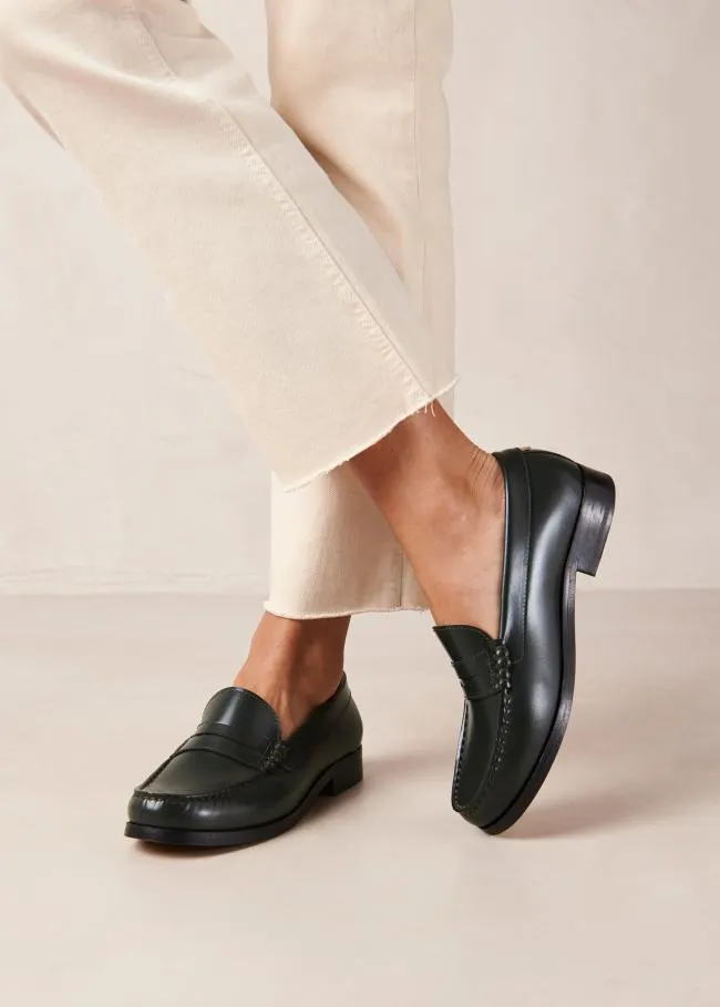 ALOHAS Loafers Rivet 8211 Green Leather Loafers 8211 Women