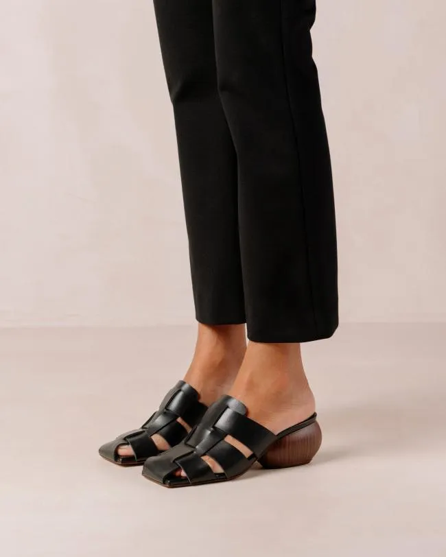 ALOHAS Mules Ruby 8211 Black Woven Leather Mules 8211 Women