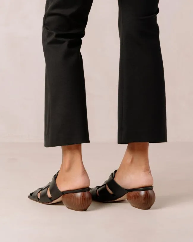 ALOHAS Mules Ruby 8211 Black Woven Leather Mules 8211 Women