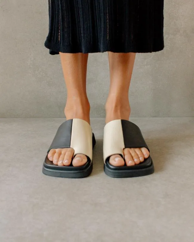 ALOHAS Mules Toe Ring Flop 8211 Black And White Leather Sandals 8211 Women
