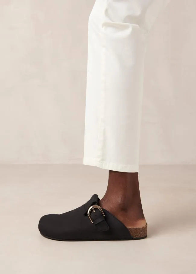 ALOHAS Mules Travis 8211 Black Leather Clogs 8211 Women