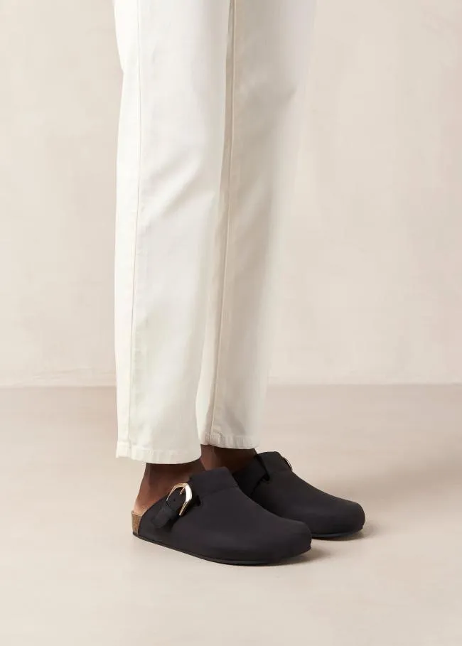 ALOHAS Mules Travis 8211 Black Leather Clogs 8211 Women