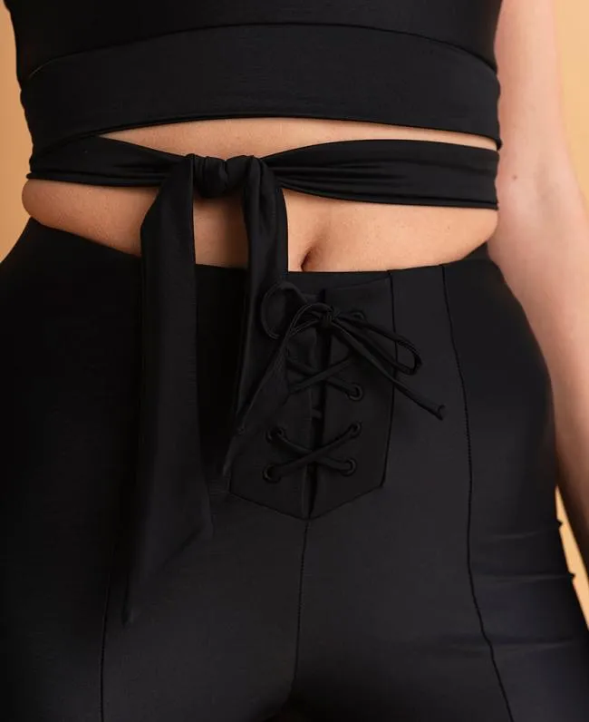 ALOHAS Sportswear Petit Cross 8211 Black Shorts 8211 Women