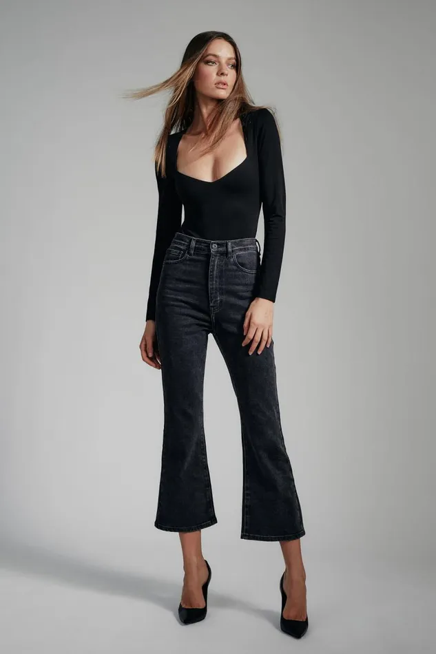 Bardot Flare Jean Heidi Flared Cropped Leg In Washed Black 8211 Women