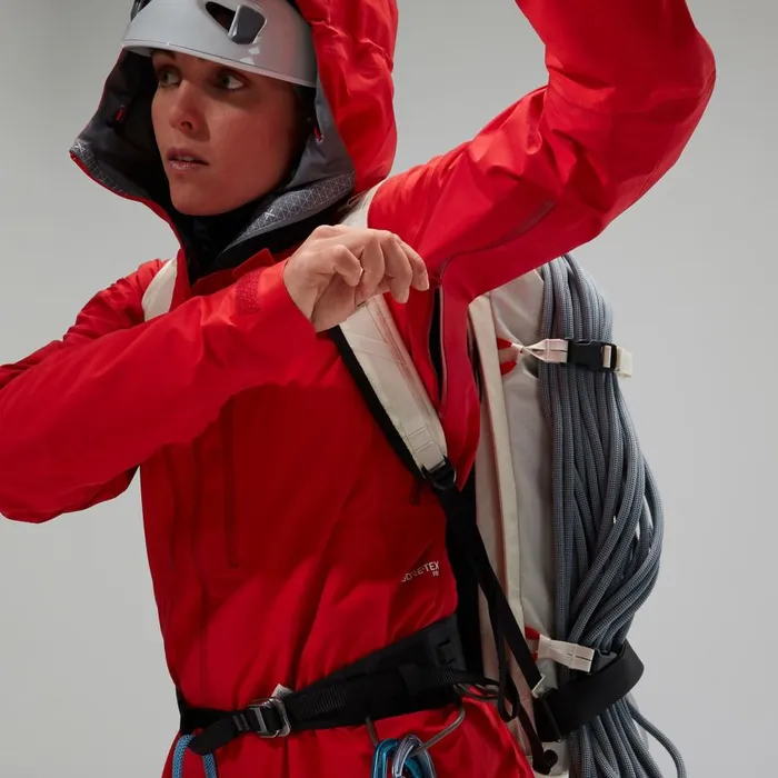 Berghaus Lightweight MTN Guide Alpine Pro Jacket 8211 Red 8211 Women