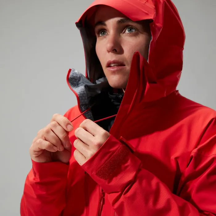 Berghaus Lightweight MTN Guide Alpine Pro Jacket 8211 Red 8211 Women