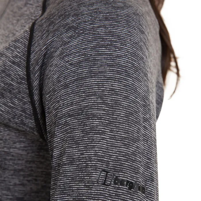Berghaus TShirts Voyager Half Zip Tech Tee 8211 Dark Grey 8211 Women