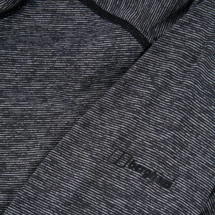 Berghaus TShirts Voyager Half Zip Tech Tee 8211 Dark Grey 8211 Women