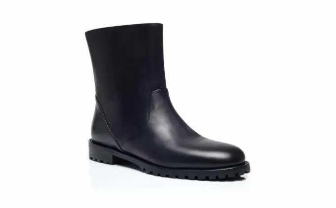 Boots Women Manolo Blahnik MOTOSABlack Calf Leather Ankle Boots Boots Women Manolo Blahnik MOTOSABlack Calf Leather Ankle Boots