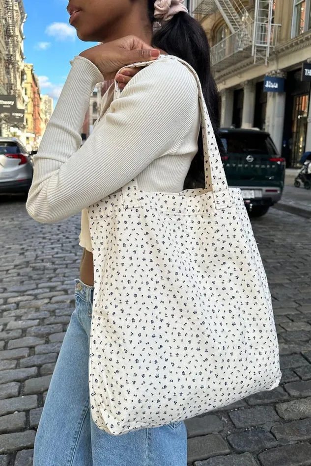 Brandy Melville Bags and Backpacks Floral Tote Bag Ivory With Navy Floral 8211 Women