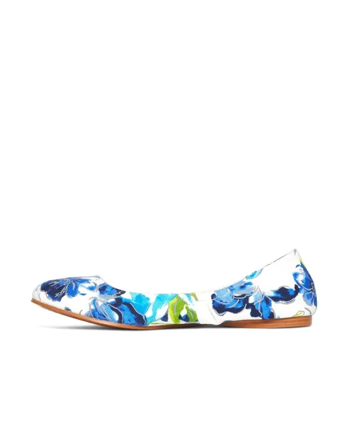 Brooks Brothers Shoes and Belts Floral Canvas Ballet Flats Bluewhite 8211 Women Brooks Brothers Shoes and Belts Floral Canvas Ballet Flats Bluewhite 8211 Women