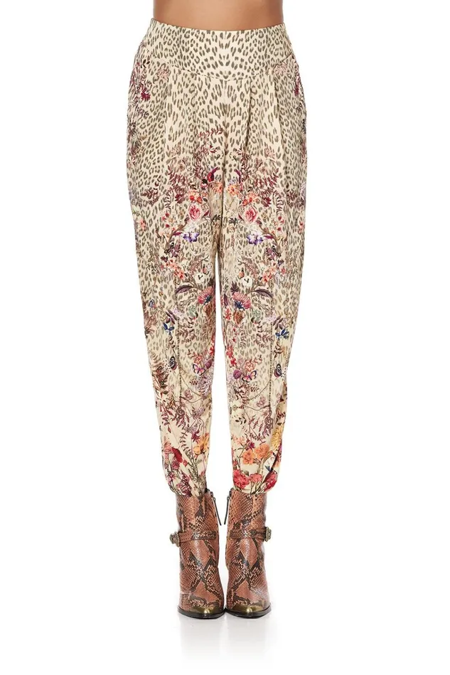 Camilla Trousers and Leggings Women Harem Pants With Front Pleats Drifting Dreamer