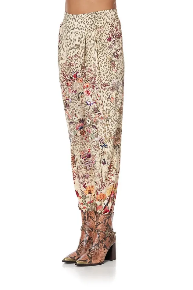 Camilla Trousers and Leggings Women Harem Pants With Front Pleats Drifting Dreamer