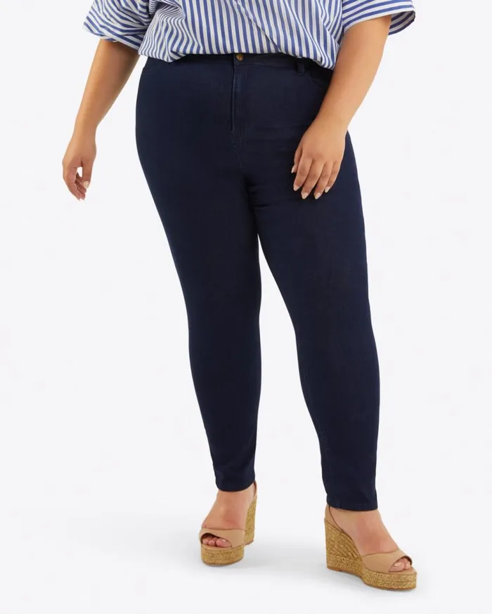 Draper James Bottoms and Skirts Women MidRise Slim Jeans In Dark Wash