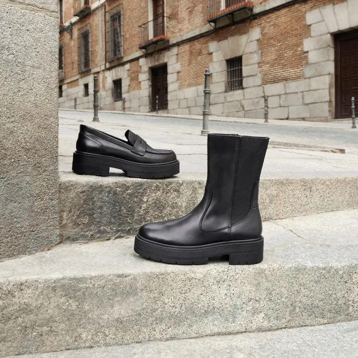 Geox Ankle Boots SPHERICA EC7 K Chelsea Boots Black Woman Geox Black 8211 Woman