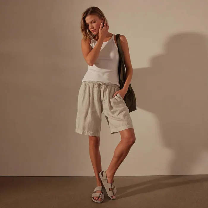 James Perse Shorts Pleated Linen Bermuda Short Salt Pigment 8211 Women
