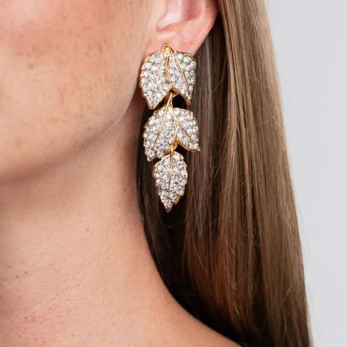 Kenneth Jay Lane Clear Crystal Earrings Women Rhinestone Leaves Clip Earrings Kenneth Jay Lane Clear Crystal Earrings Women Rhinestone Leaves Clip Earrings