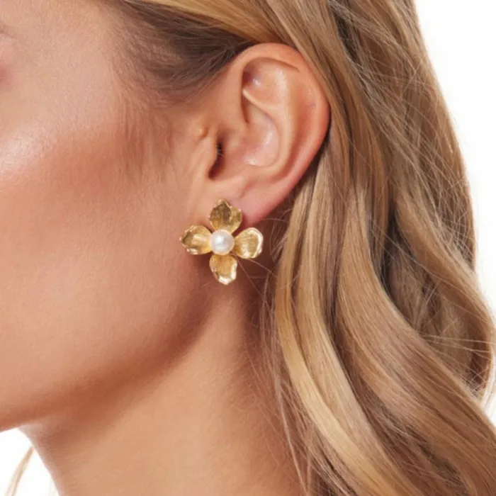 Kenneth Jay Lane Metallic Finish Earrings Women Pearl Center Flower Pierced Earrings Kenneth Jay Lane Metallic Finish Earrings Women Pearl Center Flower Pierced Earrings