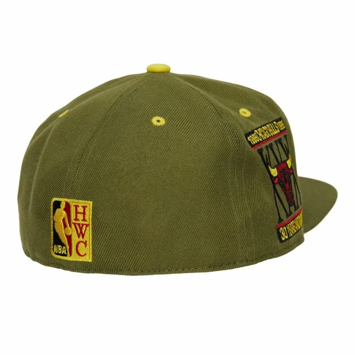 Men039sWomen039s Fitted 163 Styles Mitchell and Ness Dusty Olive Fitted HWC Chicago Bulls Men039sWomen039s Fitted 163 Styles Mitchell and Ness Dusty Olive Fitted HWC Chicago Bulls