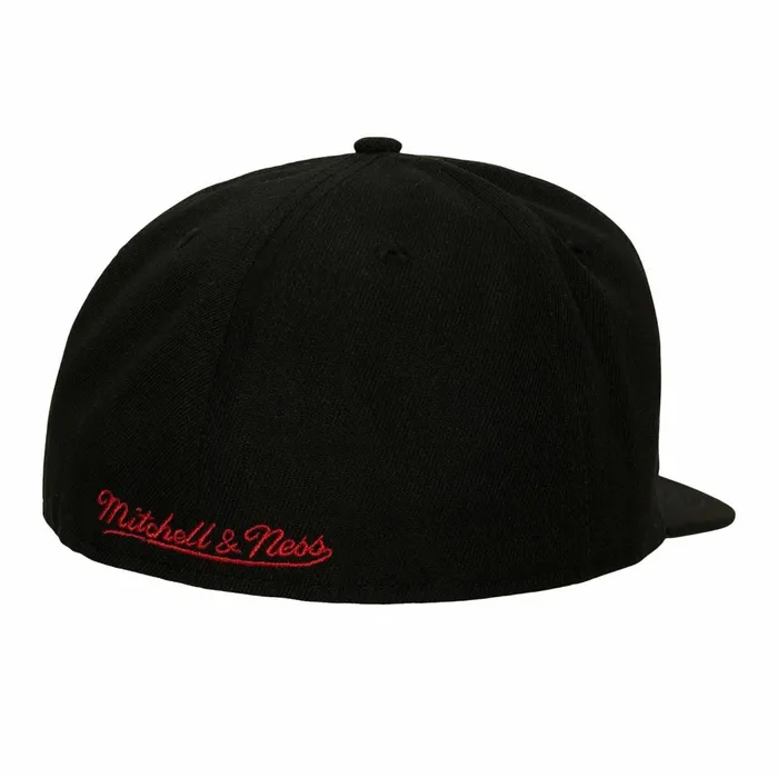 Men039sWomen039s Fitted 163 Styles Mitchell and Ness Shark Bite Fitted HWC Hat Chicago Bulls Men039sWomen039s Fitted 163 Styles Mitchell and Ness Shark Bite Fitted HWC Hat Chicago Bulls