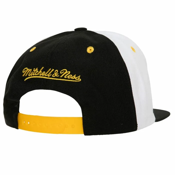 Men039sWomen039s Snapback 1921 Styles Mitchell and Ness Billboard 2 Snapback Vntg Boston Bruins Men039sWomen039s Snapback 1921 Styles Mitchell and Ness Billboard 2 Snapback Vntg Boston Bruins