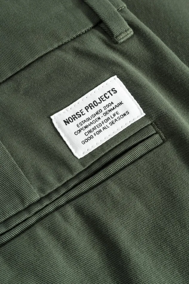 Men Norse Projects Trousers Aros Slim Light Stretch Chino Spruce Green