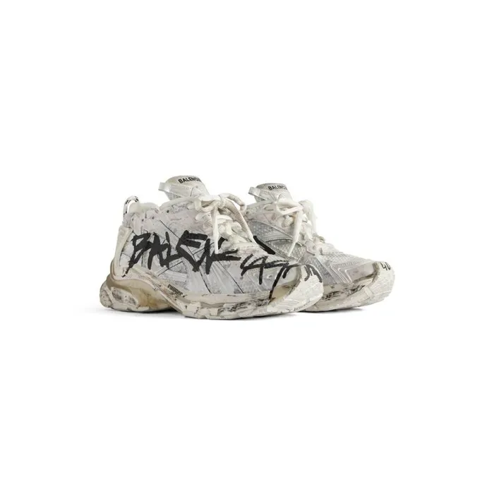 Men Trainers Balenciaga Runner Graffiti Trainers In White