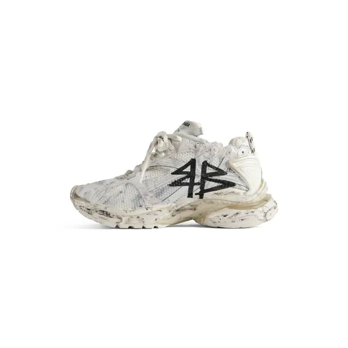 Men Trainers Balenciaga Runner Graffiti Trainers In White