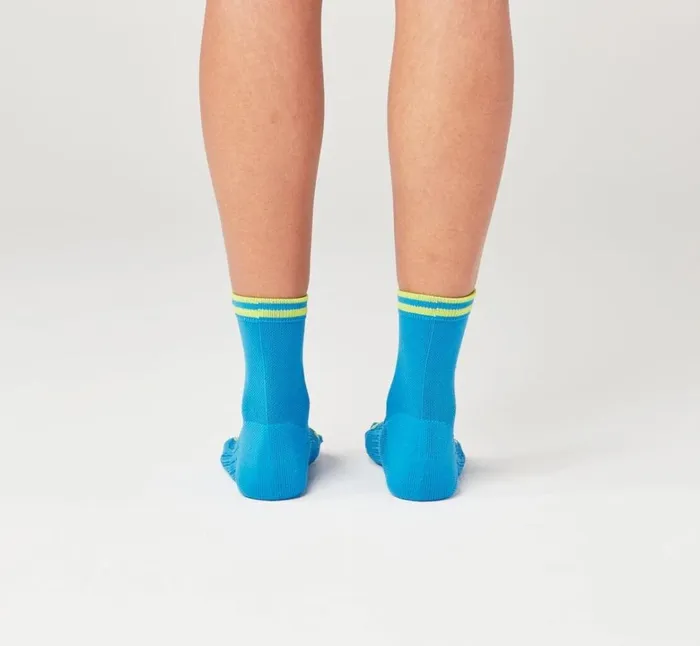 MenWomen All Gender Performance Crew Sock Diva Blue Citrus HOKA ONE ONE Socks