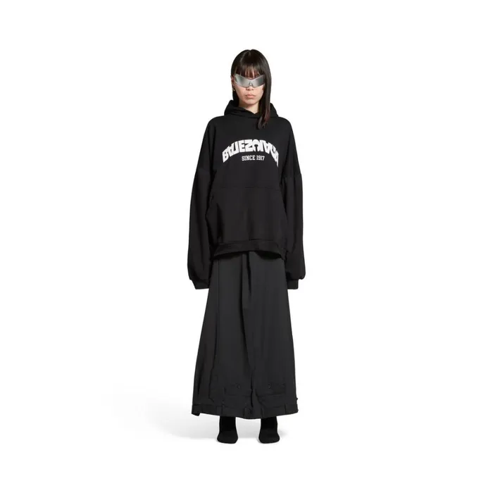 MenWomen Sweatshirts and Hoodies Balenciaga Back Flip Round Hoodie Oversized In Blackwhite MenWomen Sweatshirts and Hoodies Balenciaga Back Flip Round Hoodie Oversized In Blackwhite