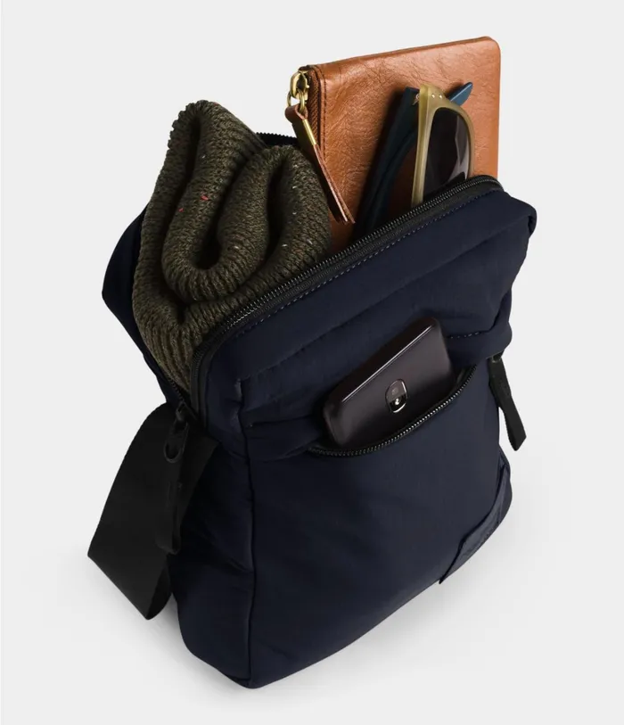 Mens City Voyager Cross Body Aviator Navytnf Black The North Face Backpacks