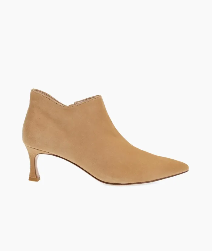 Pelle Moda Colsen Bootie 8211 Latte Latte Kid Suede Women Low Heels