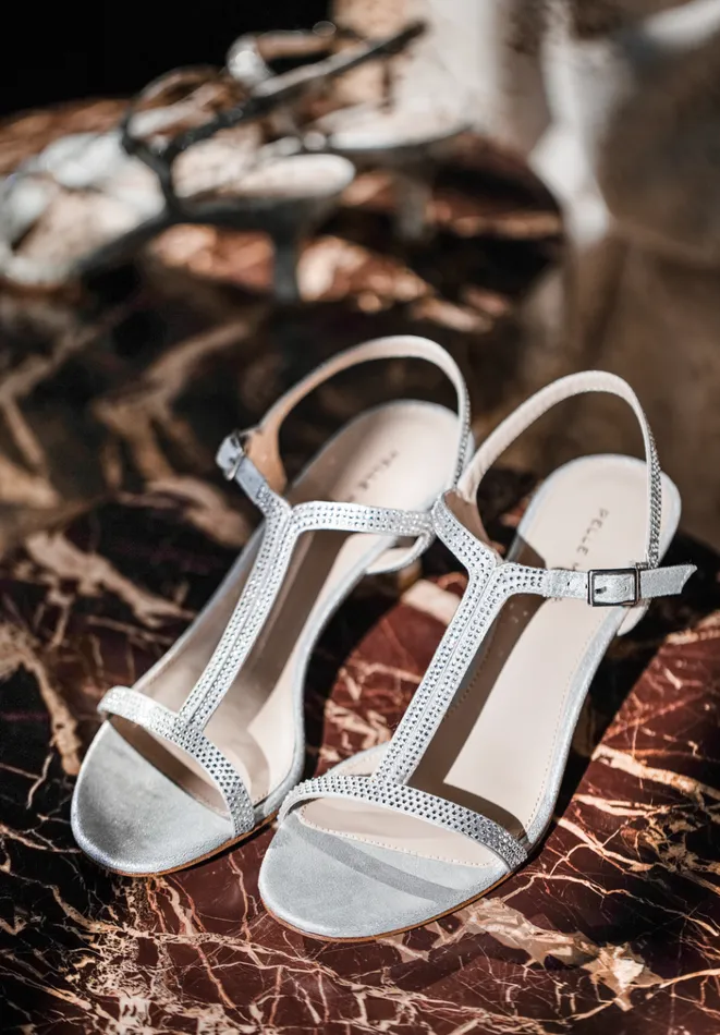 Pelle Moda Iya Low Heel 8211 Silver Silver SatinMetallic Suede Women Low Heels Pelle Moda Iya Low Heel 8211 Silver Silver SatinMetallic Suede Women Low Heels