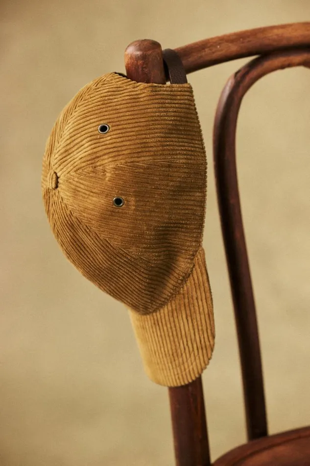 Szane Accessories Mens Chase Corduroy Cap Large Camel Rib