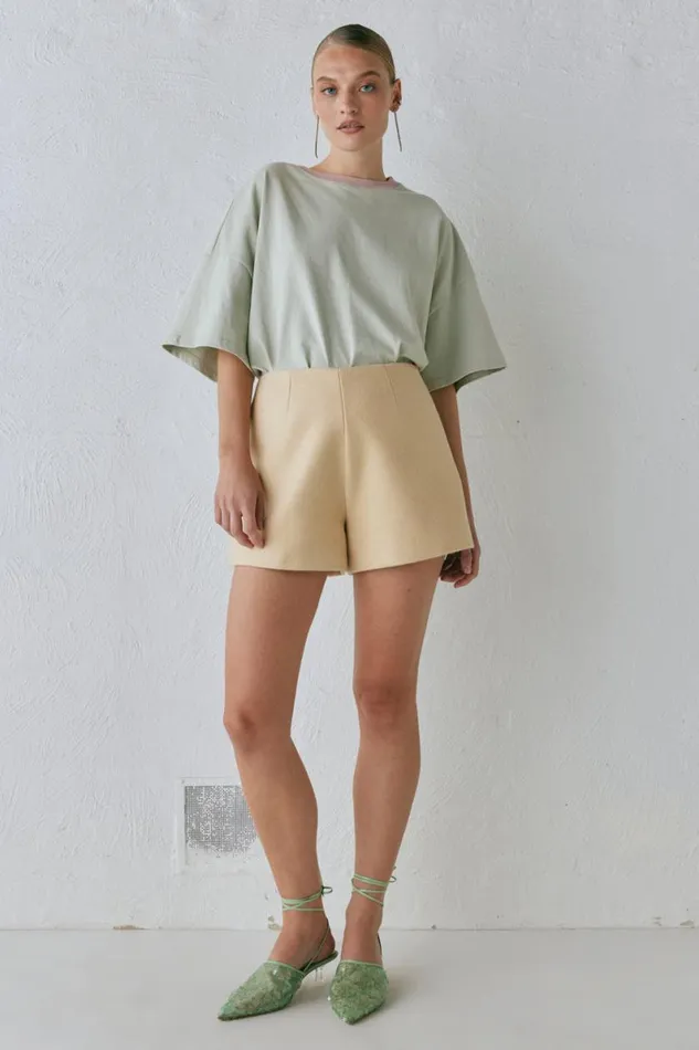 Sets Women VRG GRL Nada Shorts Butter Sets Women VRG GRL Nada Shorts Butter