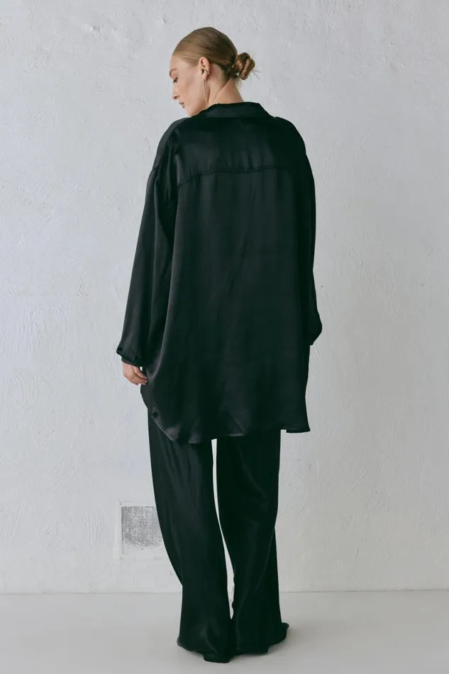 Shirts Women VRG GRL Rae Satin Top Black Shirts Women VRG GRL Rae Satin Top Black