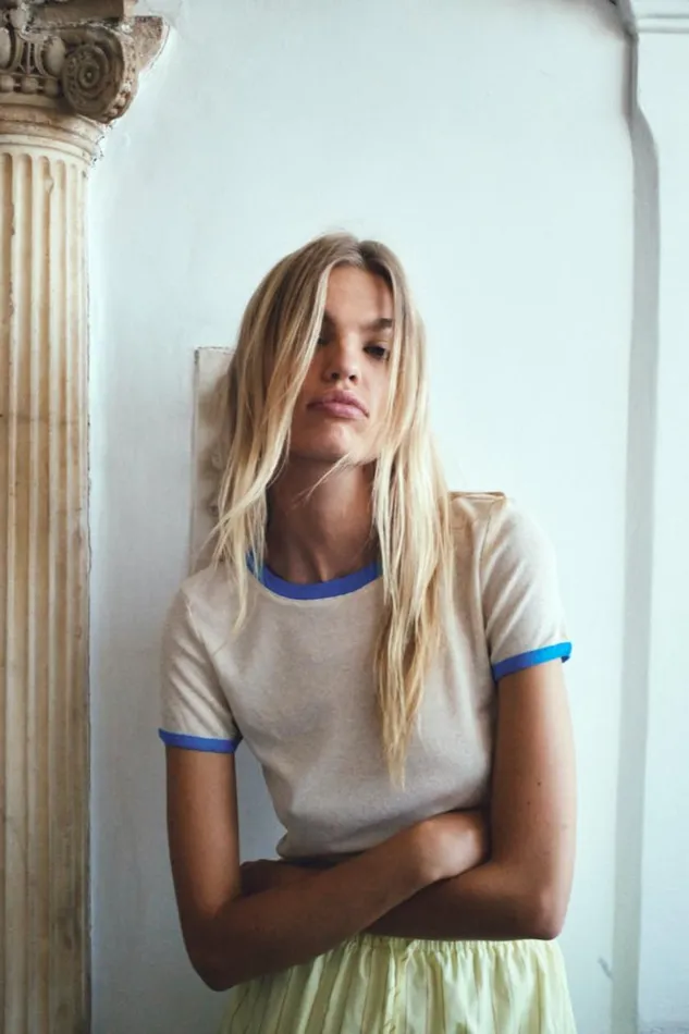 Short Sleeve Women VRG GRL Lane Tee Oatmeal Short Sleeve Women VRG GRL Lane Tee Oatmeal