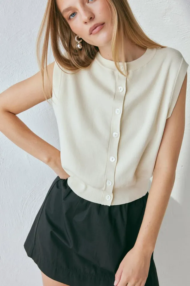Sleeveless Women VRG GRL Evie Knit Vest Cream