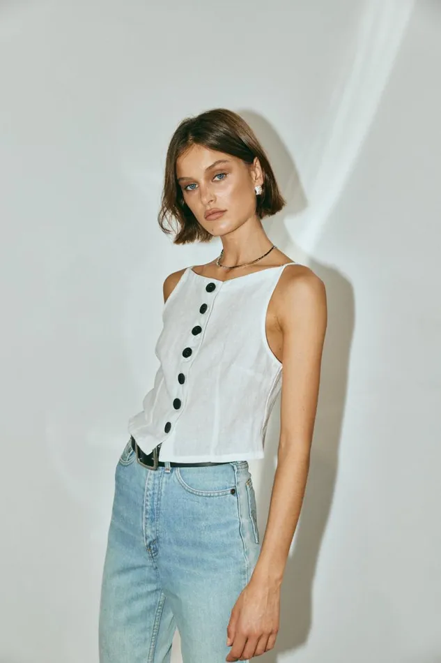 Sleeveless Women VRG GRL Rumi Linen Top White
