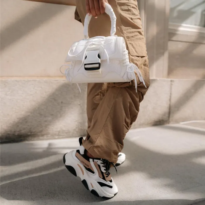 Steve Madden Bdiego White Womens Crossbody Bags