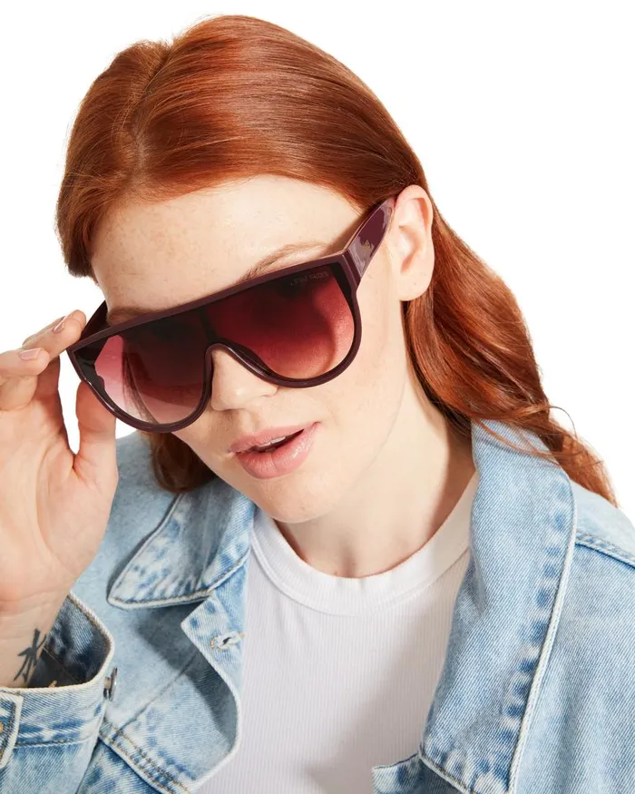 Steve Madden Nigel Sunglasses Burgundy Womens Sunglasses