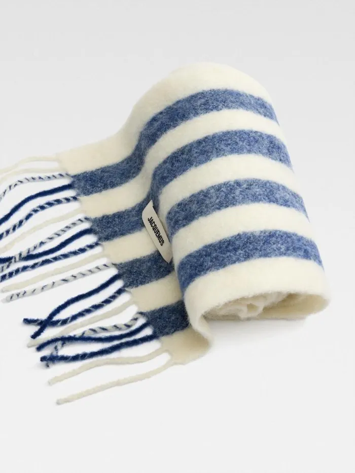 The Carro Scarf Print White and Blue Stripes WomenMen JACQUEMUS Scarves Beanies and Gloves The Carro Scarf Print White and Blue Stripes WomenMen JACQUEMUS Scarves Beanies and Gloves