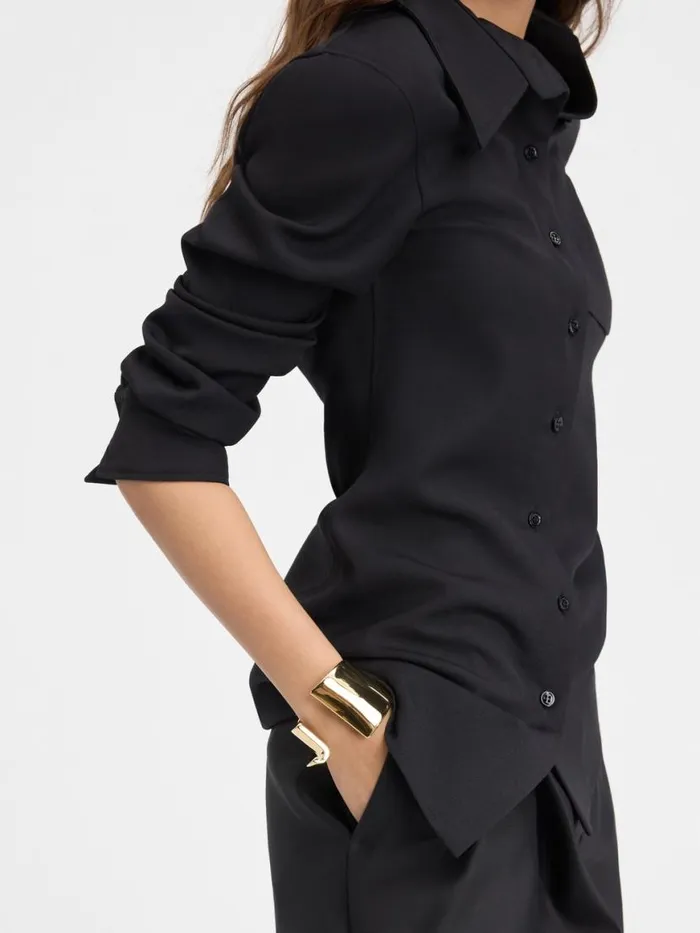 The J Bracelet Light Gold Women JACQUEMUS Jewellery The J Bracelet Light Gold Women JACQUEMUS Jewellery