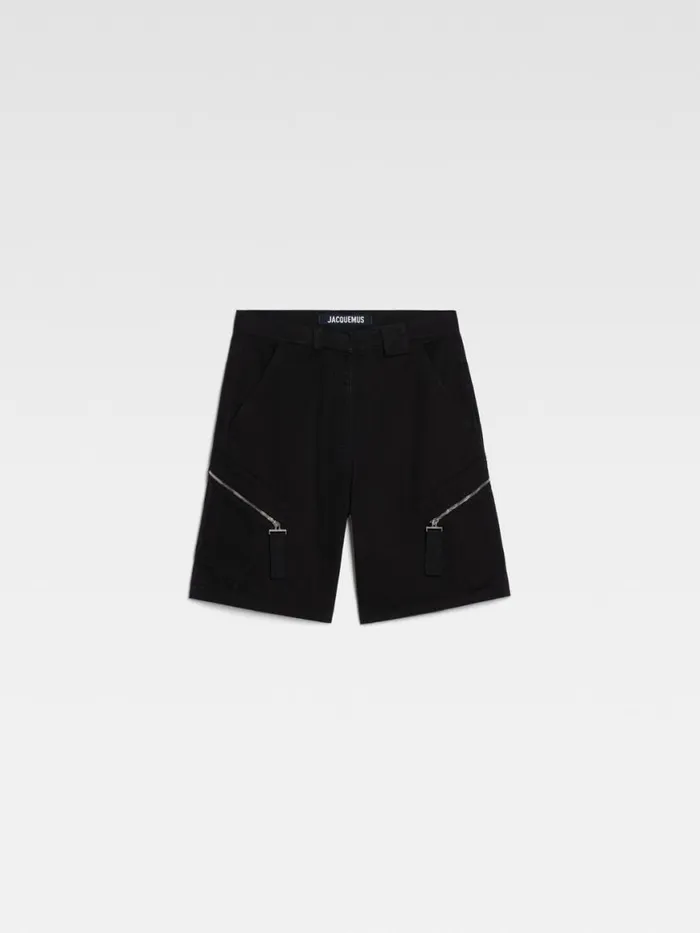 The Marrone Shorts Black Men JACQUEMUS Trousers and Shorts The Marrone Shorts Black Men JACQUEMUS Trousers and Shorts