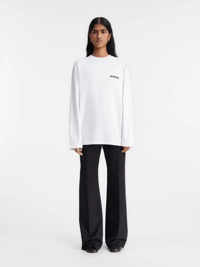 The Montaigne Tshirt Montaigne White WomenMen JACQUEMUS Tshirts The Montaigne Tshirt Montaigne White WomenMen JACQUEMUS Tshirts