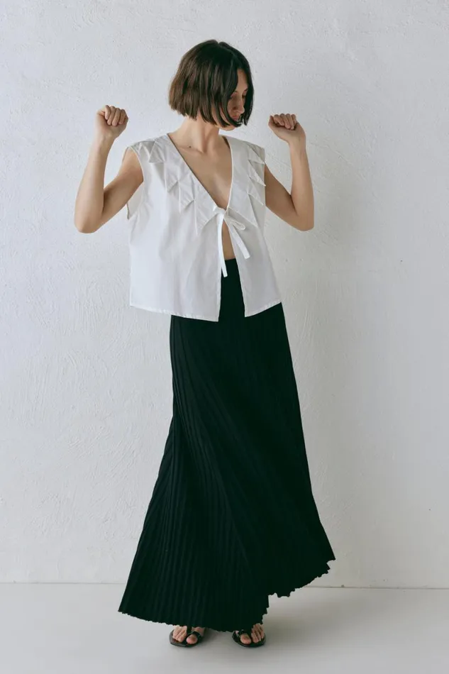 Vests Women VRG GRL Zella Top White Vests Women VRG GRL Zella Top White